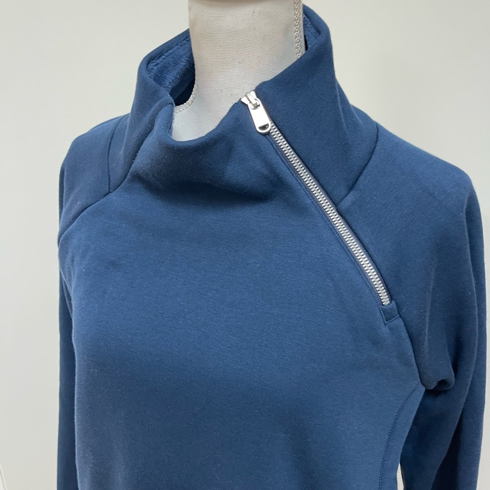 Athleta - Picture 2 of 12